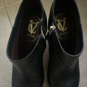 Vero Cuoio Booties